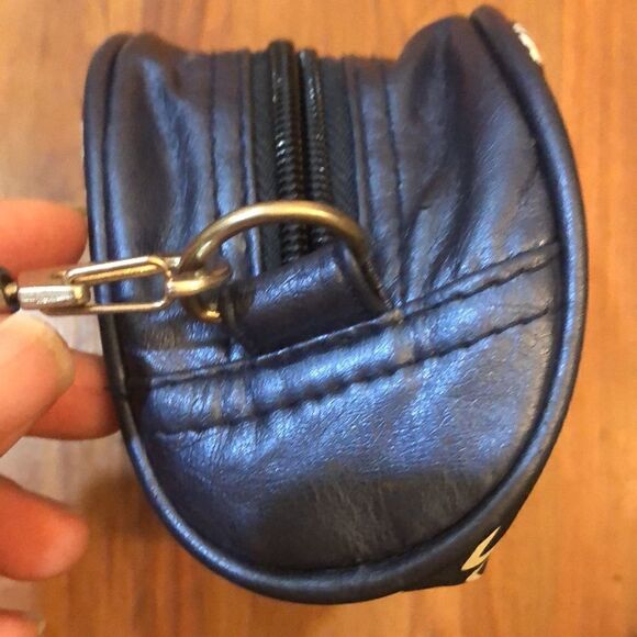 Robin Ruth London small wristlet pouch pearlescent blue - Picture 6 of 8